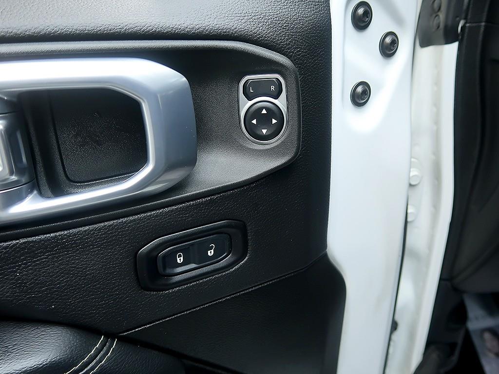 [지프]랭글러 (JL) 2.0 오버랜드 4도어 - 이미지 13