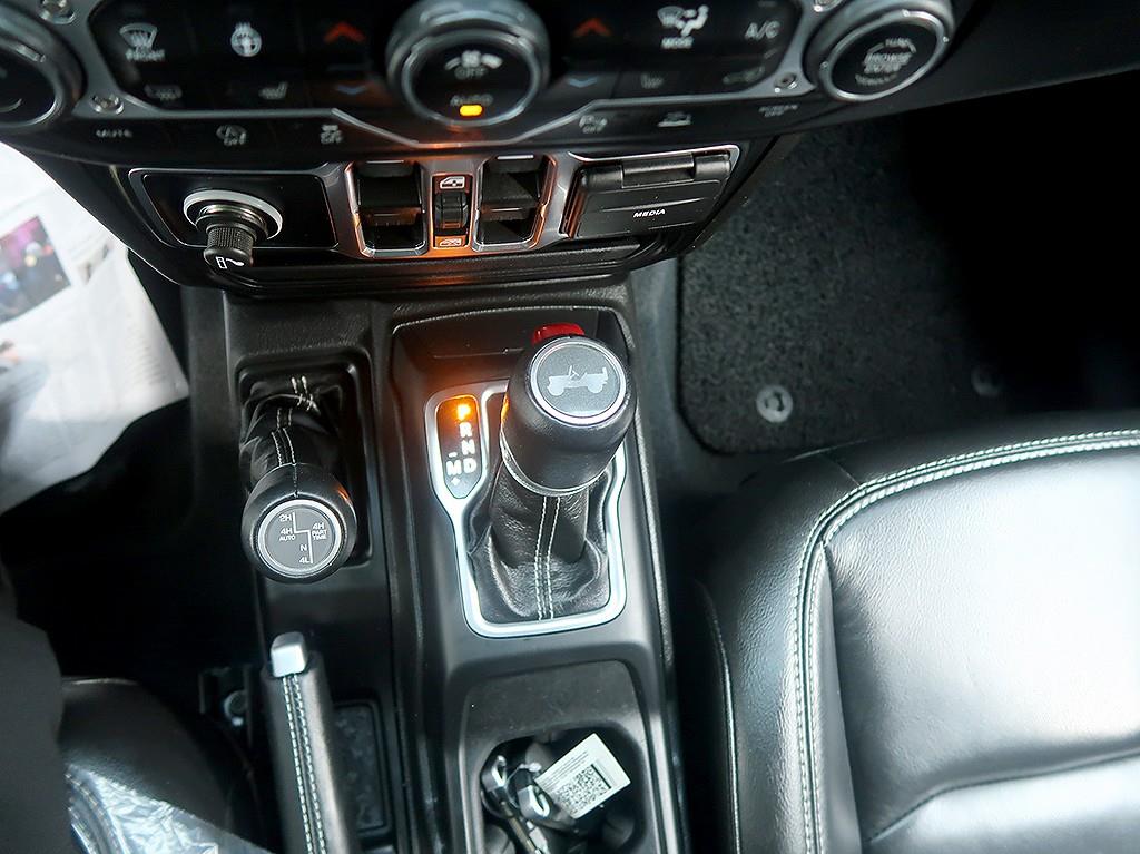 [지프]랭글러 (JL) 2.0 오버랜드 4도어 - 이미지 10