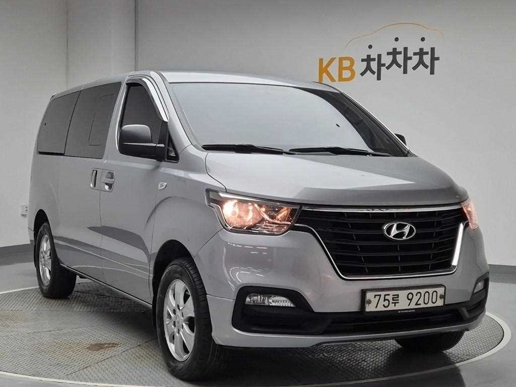 [현대]더 뉴 그랜드 스타렉스 4WD 웨건 11인승 모던       (11인승) - 이미지 4