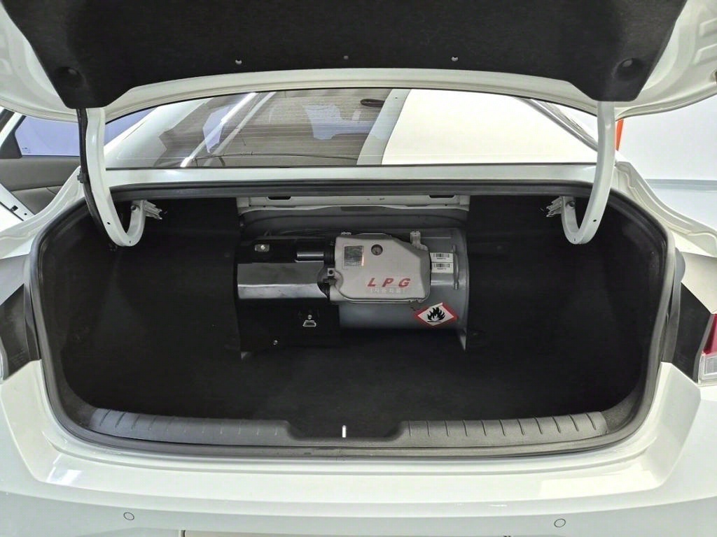 [현대]아반떼 (CN7) 1.6 LPI 스마트(렌터카)        (5인승) - 이미지 16