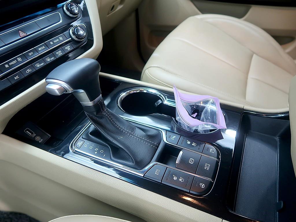 [기아] 더 뉴 카니발 가솔린 9인승 노블레스 스페셜 - 이미지 10