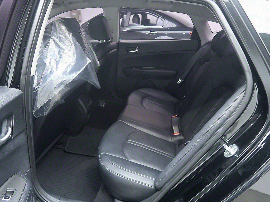 [기아] K5 2세대 MX 1.7 디젤 디럭스 - 이미지 12