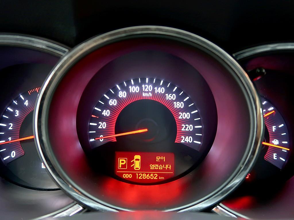 [기아] 쏘렌토R 디젤 2WD 2.0 TLX 최고급형 - 이미지 6