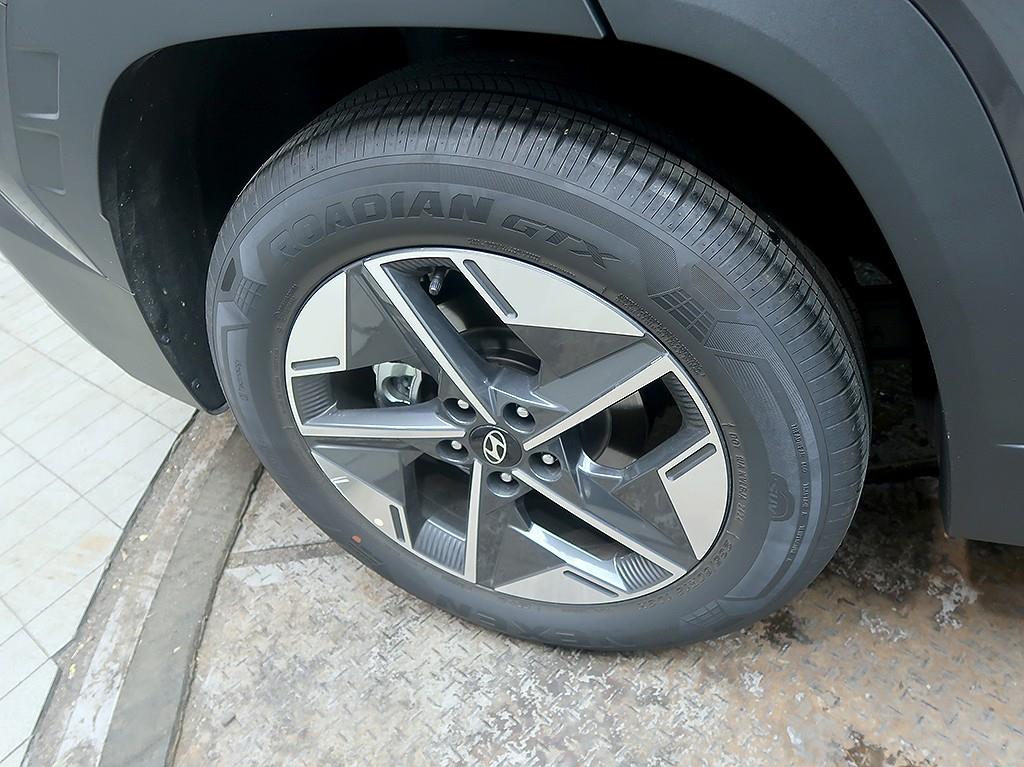 [현대] 더뉴 투싼 (NX4) 가솔린 1.6 터보 2WD 프리미엄 - 이미지 7