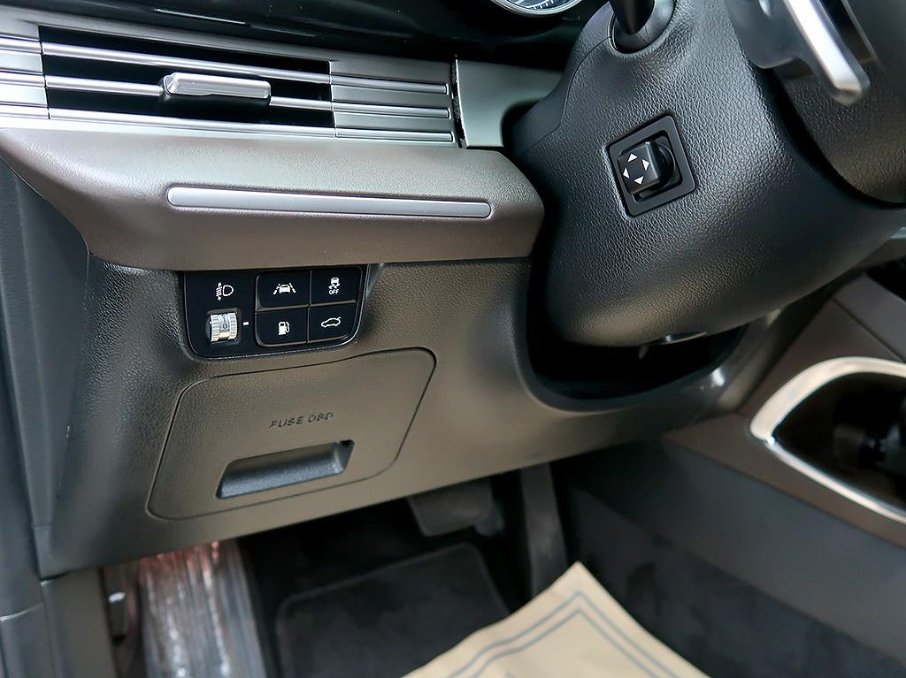 [현대] 더뉴 그랜저 IG LPI 3.0 익스클루시브(렌터카) (5인승) - 이미지 14