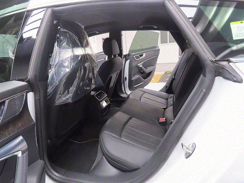 [아우디] A7 (4K) 45 TDI 콰트로 프리미엄 - 이미지 8