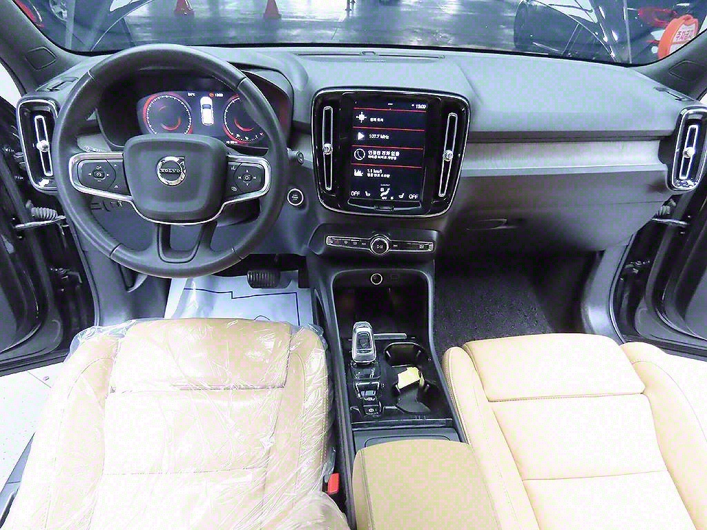 [볼보] XC40 B4 AWD 인스크립션 - 이미지 13