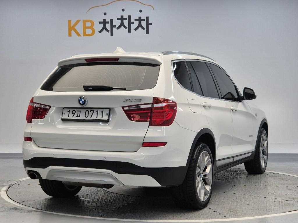 [BMW] X3 (F25) xDrive 20d xLine (5인승) - 이미지 3