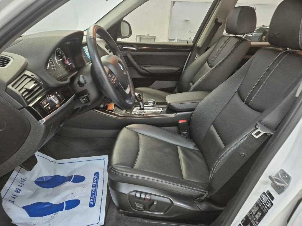 [BMW] X3 (F25) xDrive 20d xLine (5인승) - 이미지 11