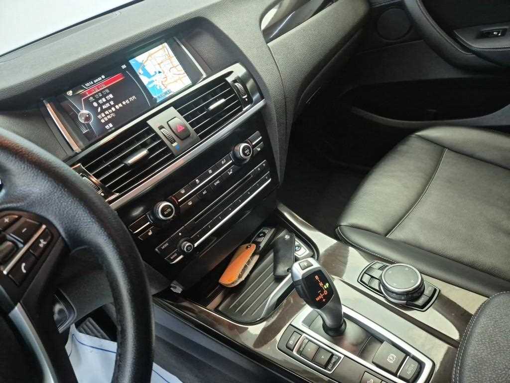 [BMW] X3 (F25) xDrive 20d xLine (5인승) - 이미지 10