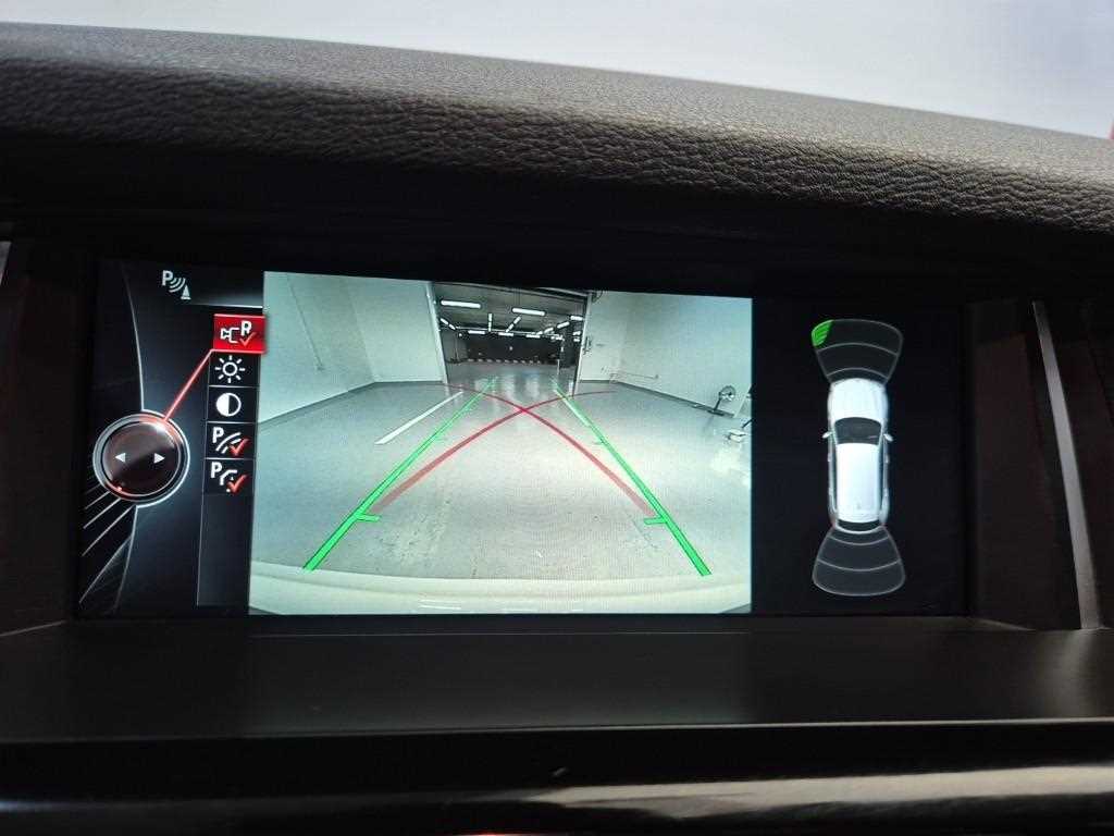 [BMW] X3 (F25) xDrive 20d xLine (5인승) - 이미지 15