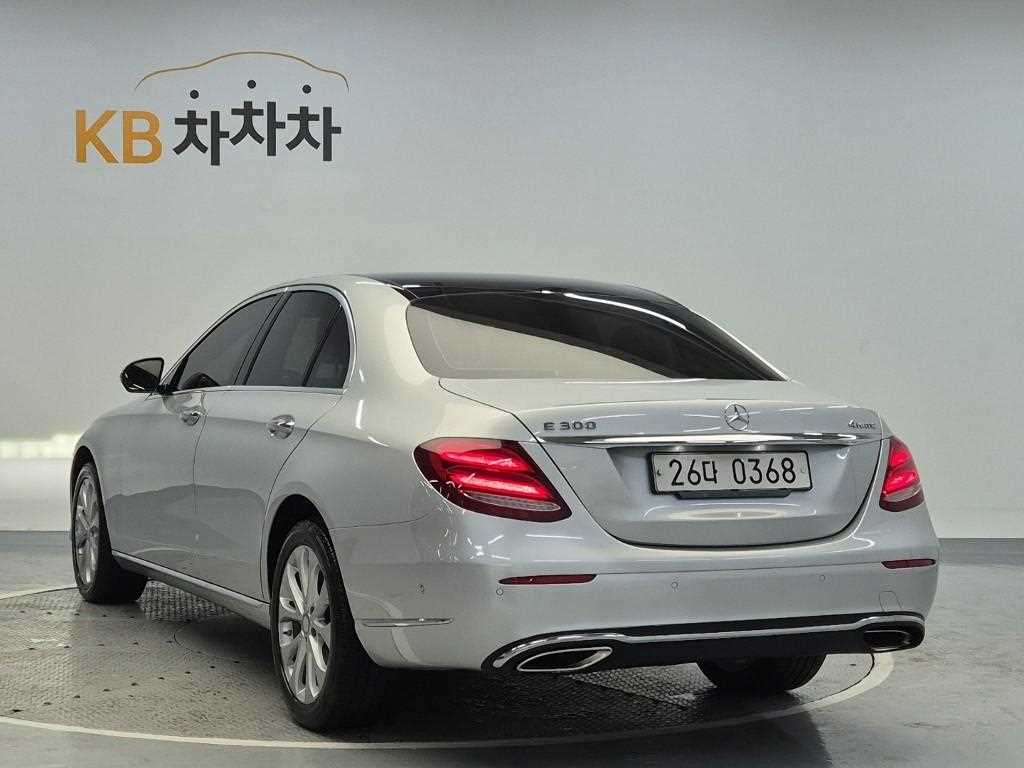 [벤츠] E-클래스 W213 E300e 4MATIC 익스클루시브 - 이미지 2