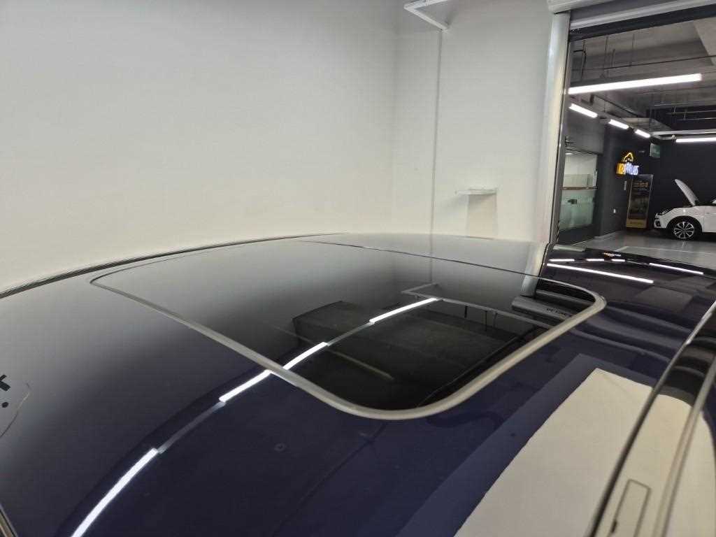 [벤츠] E-클래스 W213 E300 4MATIC 익스클루시브 - 이미지 13