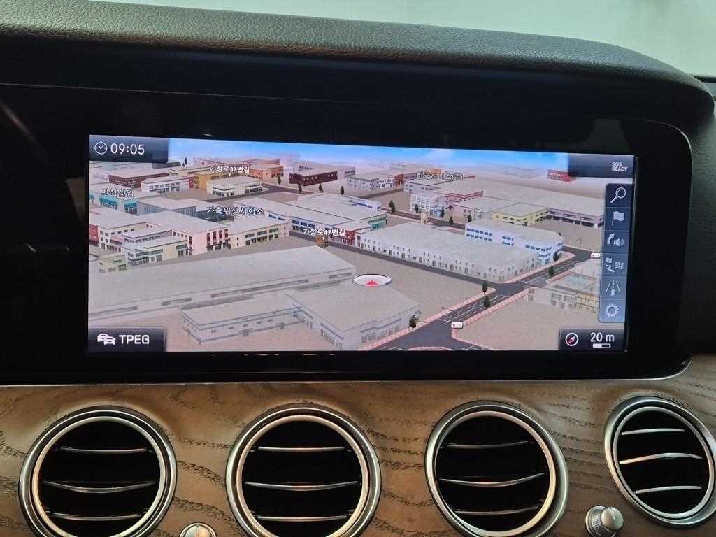 [벤츠] E-클래스 W213 E300 4MATIC 익스클루시브 - 이미지 14