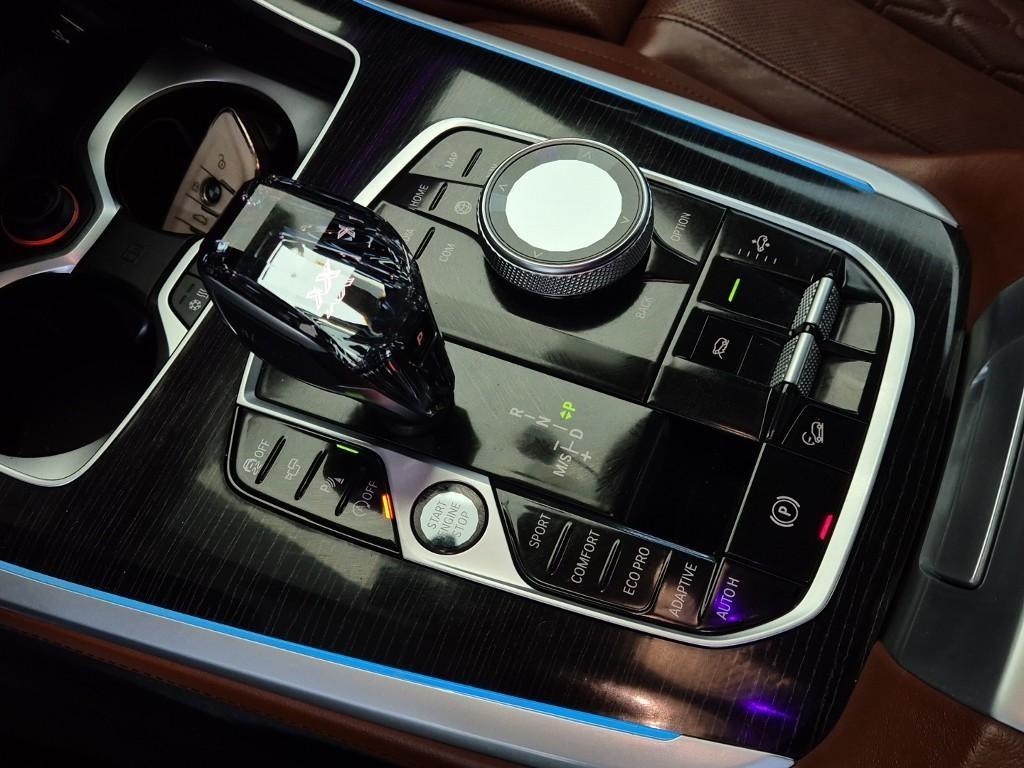 [BMW] X7 (G07) xDrive 40i M 스포츠 (6인승) - 이미지 15