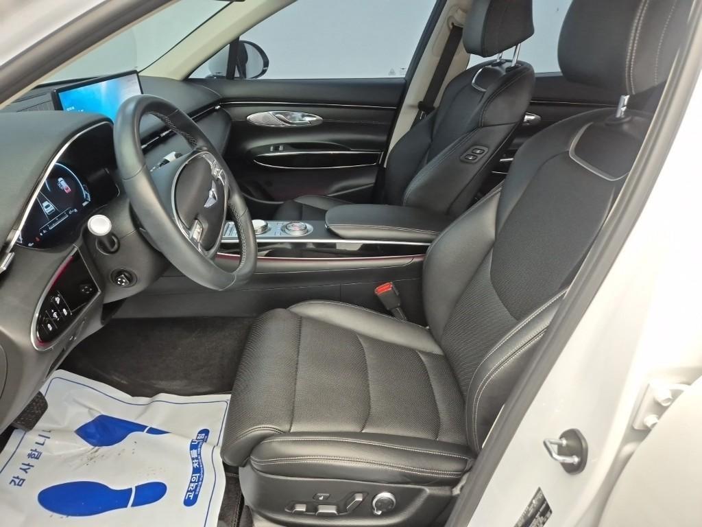 [제네시스] GV70 2.5T 가솔린 2WD 기본형 - 이미지 6