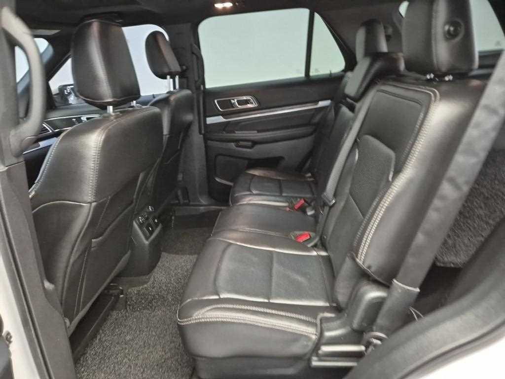 [포드] 익스플로러 2.3 에코부스트 리미티드 4WD (7인승) - 이미지 12