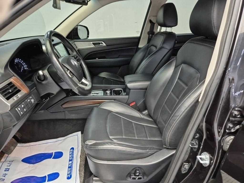 [KG모빌리티(쌍용)] G4렉스턴 디젤 2.2 4WD 유라시아 에디션 (5인승) - 이미지 11