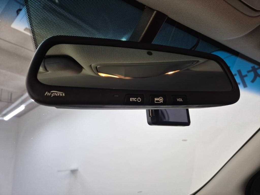 [현대] 싼타페 더 프라임 디젤 2.0 2WD 익스클루시브       (5인승) - 이미지 16