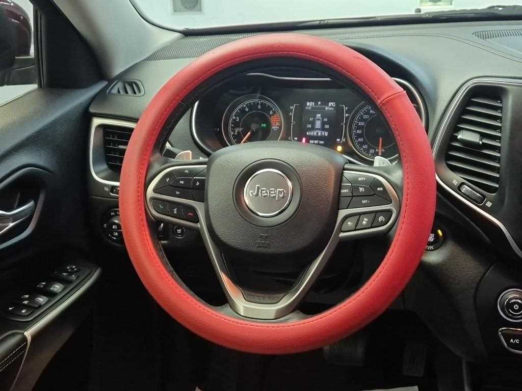 [지프] 체로키(KL) 2.4 론지튜드 하이 AWD        (5인승) - 이미지 9