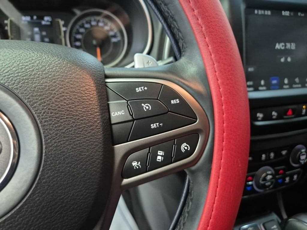 [지프] 체로키(KL) 2.4 론지튜드 하이 AWD        (5인승) - 이미지 16