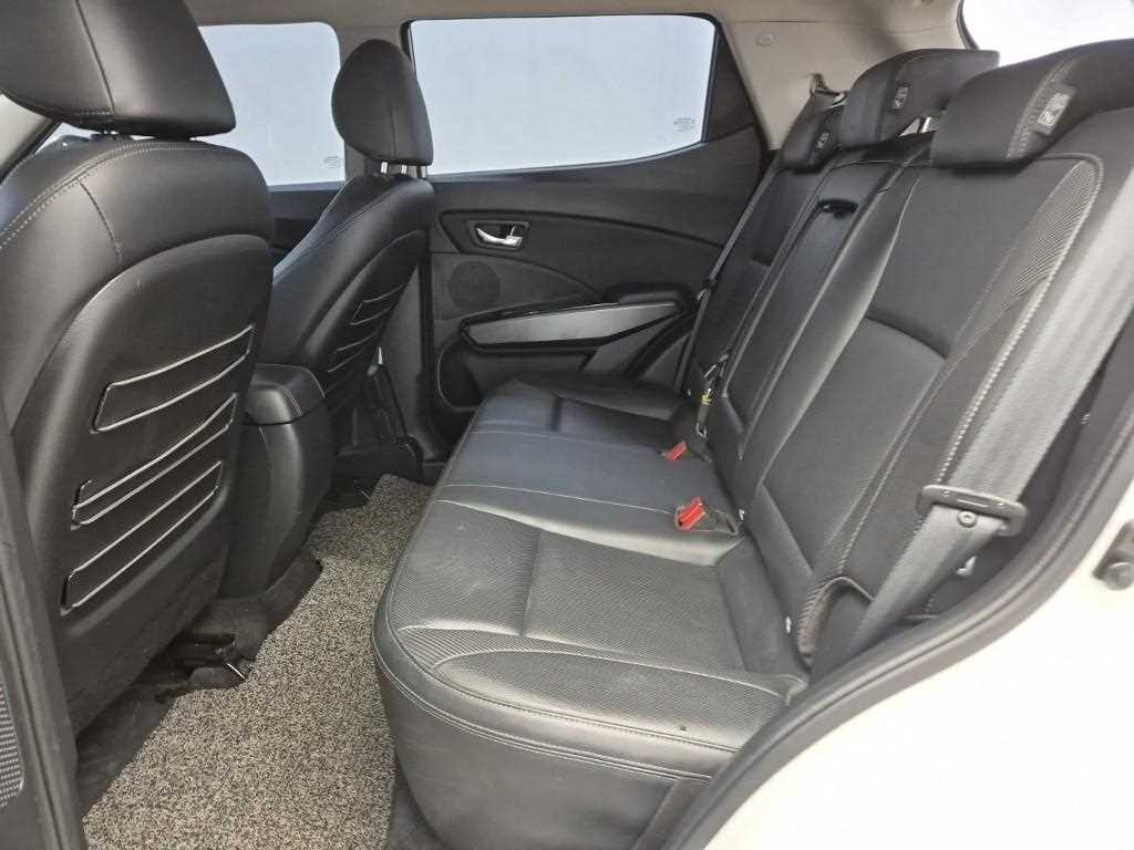 [KG모빌리티(쌍용)] 베리 뉴 티볼리 2WD 가솔린 1.5 V3 - 이미지 12