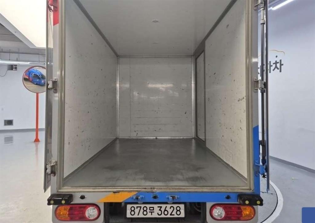 [소형화물] [하이-익스내장탑]포터2 슈퍼캡/초장축(CRDi) 스마트       (2인승 /1톤) - 이미지 12