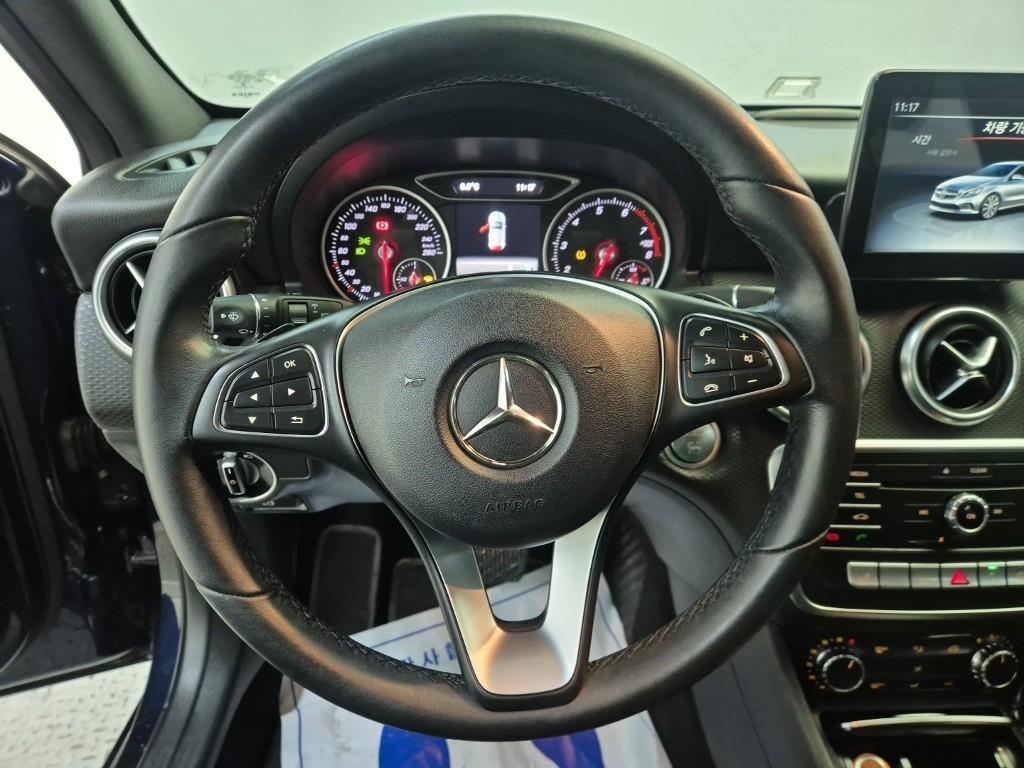 [벤츠] A클래스 W176 A200 - 이미지 9