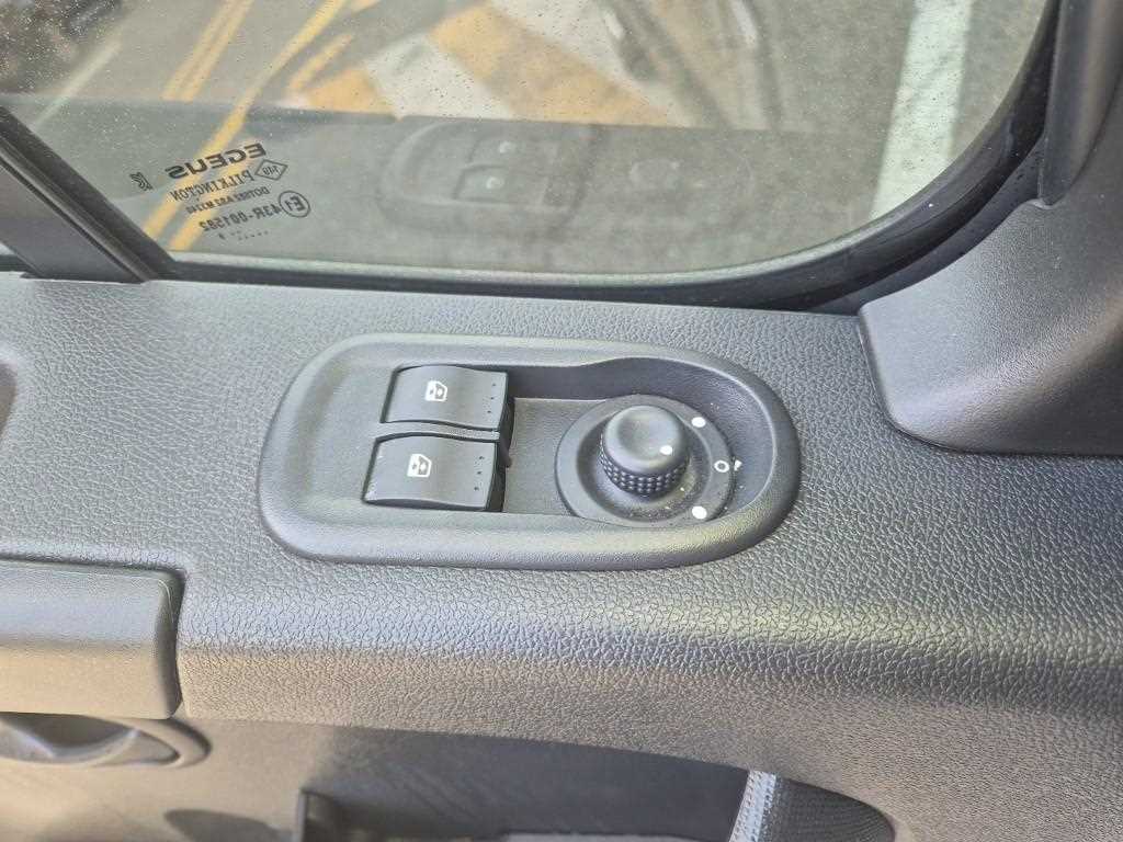 [르노코리아(삼성)] 마스터 버스 2.3 13인승 - 이미지 17