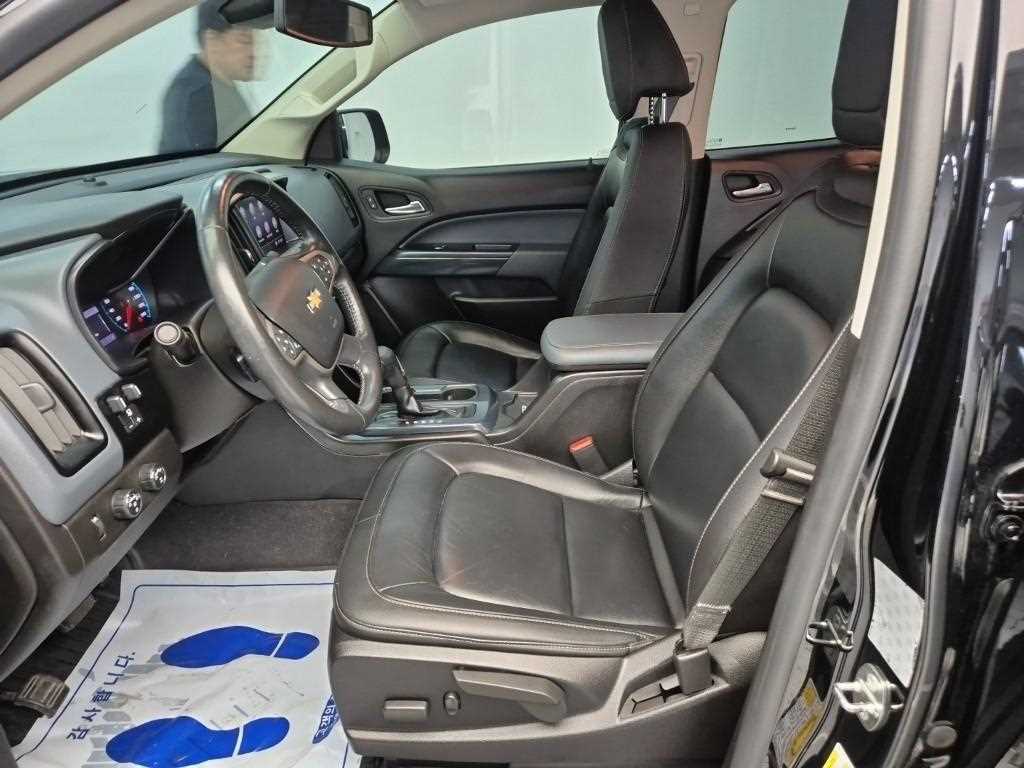 [쉐보레] 리얼 뉴 콜로라도 3.6 익스트림 4WD (5인승) - 이미지 11