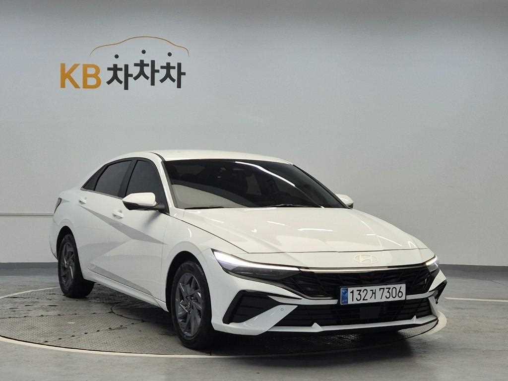 [현대] 더 뉴 아반떼 하이브리드 (CN7) 1.6 HEV 인스퍼레이션 - 이미지 4