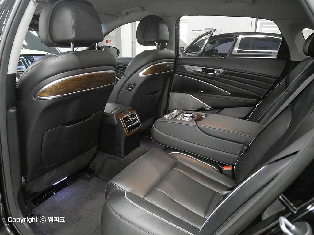 [기아] 더 K9 3.8 GDI AWD 플래티넘Ⅱ - 이미지 11