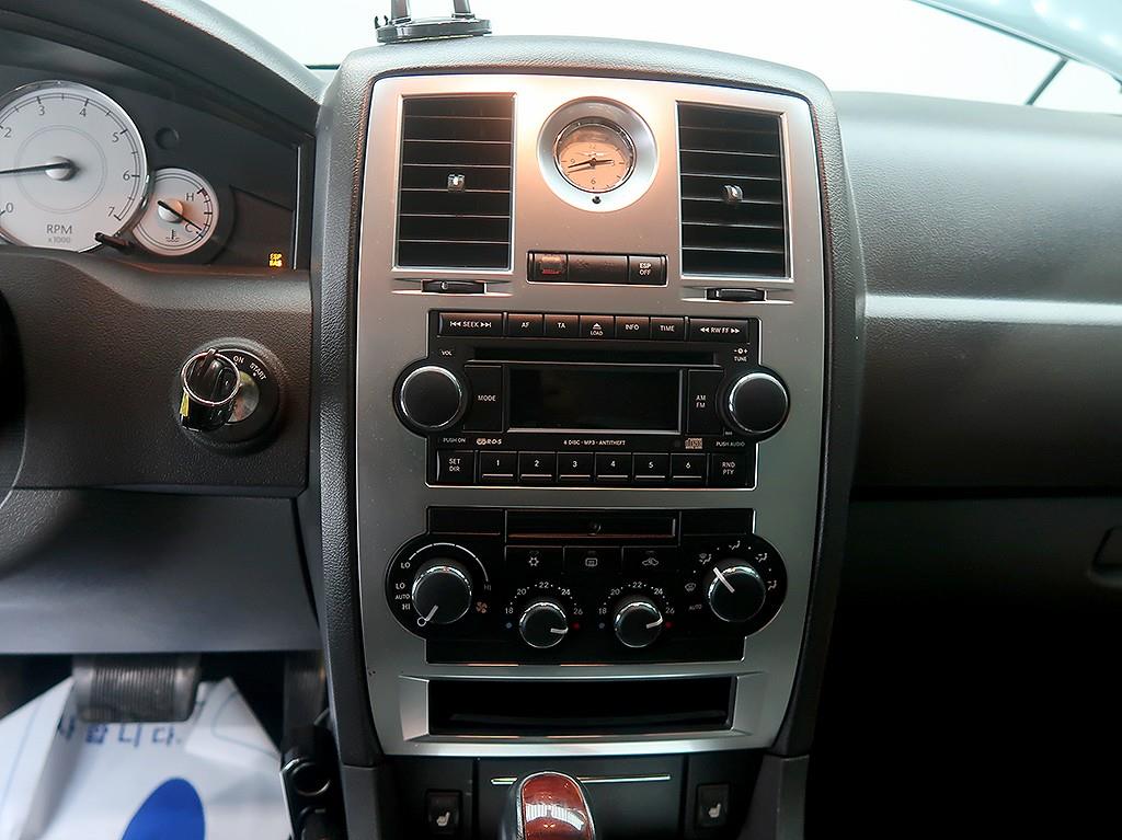 [크라이슬러] 300C 3.5 - 이미지 9