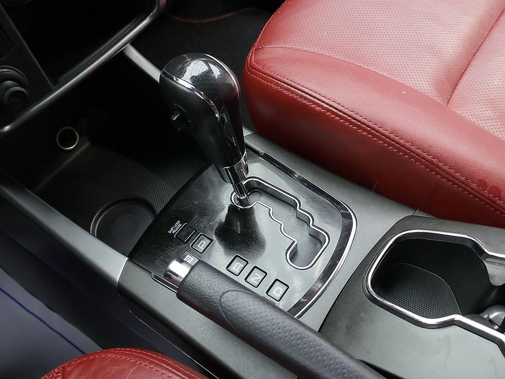 [KG모빌리티(쌍용)] 뉴코란도C 4WD 2.0 CVX 최고급형 - 이미지 10