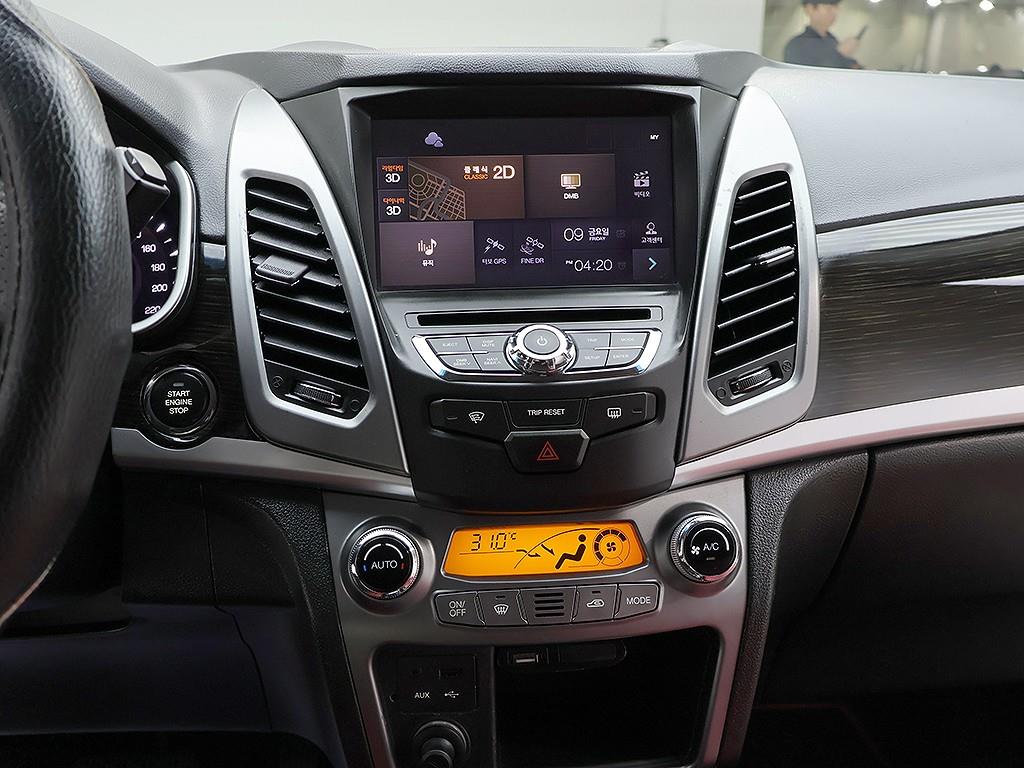 [KG모빌리티(쌍용)] 뉴코란도C 4WD 2.0 CVX 최고급형 - 이미지 9