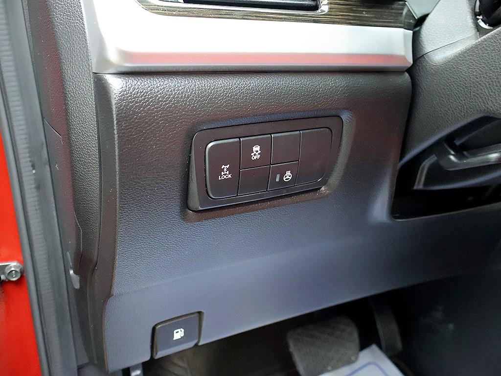 [KG모빌리티(쌍용)] 뉴코란도C 4WD 2.0 CVX 최고급형 - 이미지 15