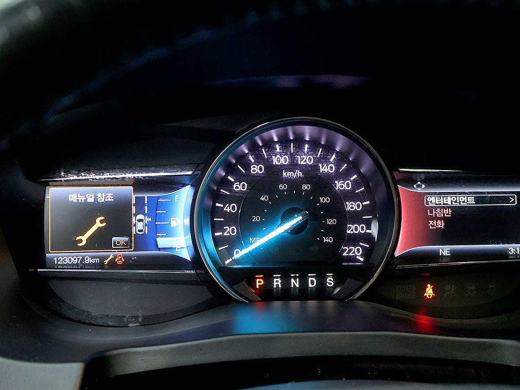 [포드] 익스플로러 3.5 리미티드 4WD - 이미지 6