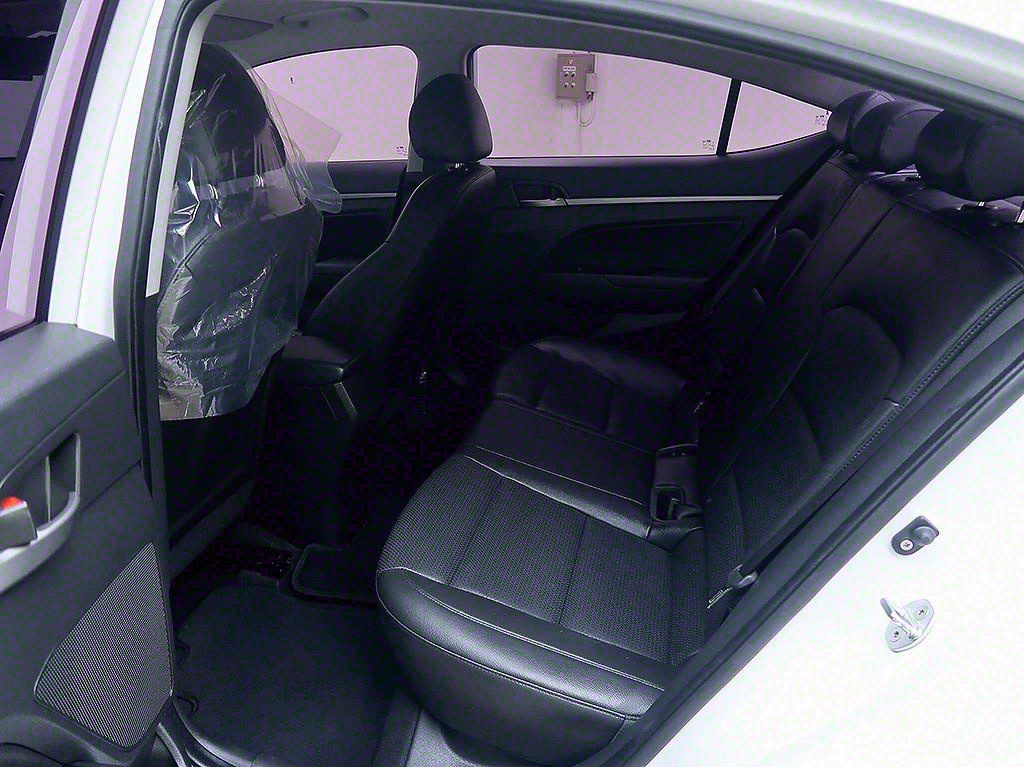 [현대] 아반떼 AD 1.6 LPI 스타일(렌터카) - 이미지 12