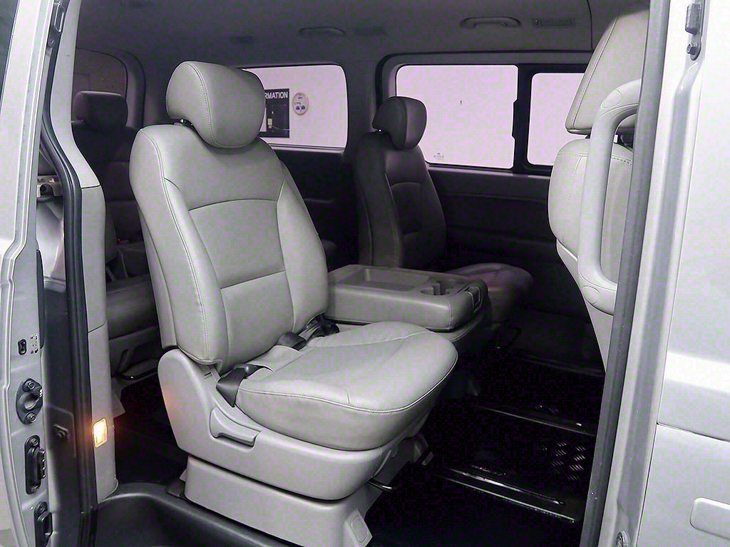 [현대] 그랜드 스타렉스 12인승 왜건 모던 - 이미지 12