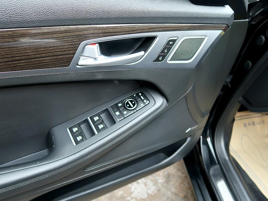 [제네시스] G80 3.3 GDI AWD 프리미엄 럭셔리 - 이미지 13