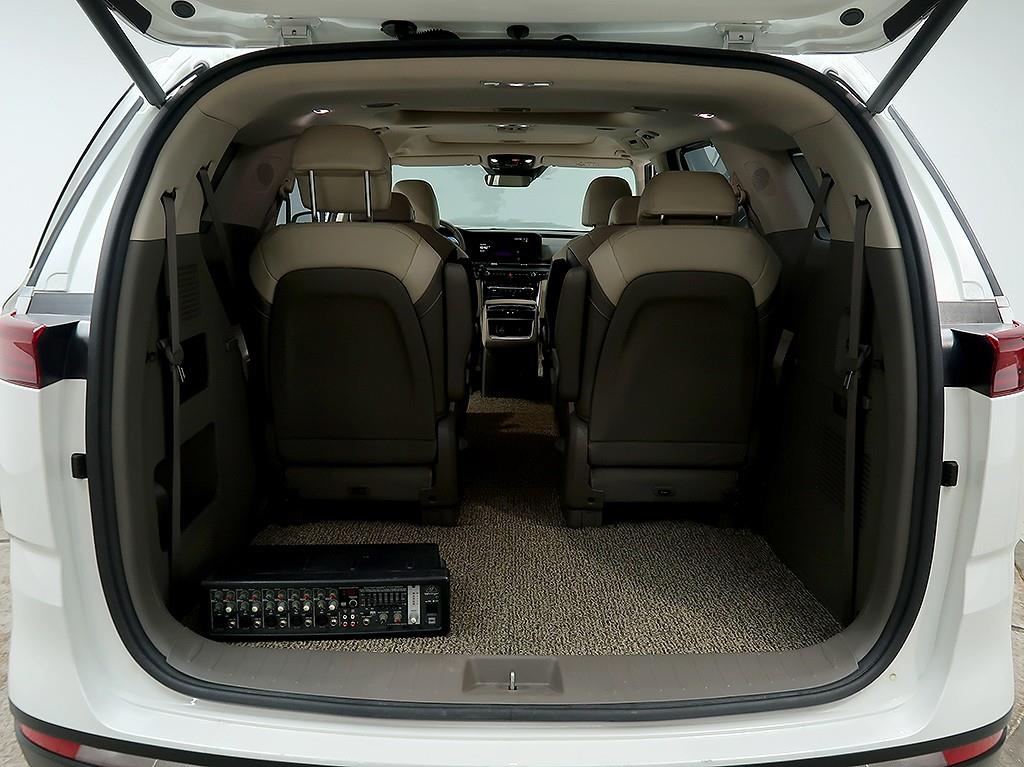 [기아] 카니발 4세대 디젤 9인승 시그니처 - 이미지 15