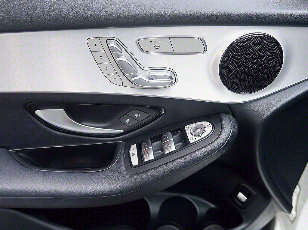 [벤츠] GLC클래스 X253 GLC 220 d 4MATIC 쿠페 - 이미지 15