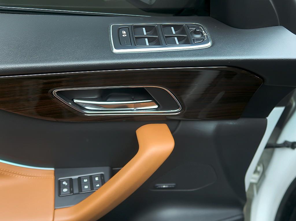 [재규어] F-PACE 20d 포트폴리오 (5인승) - 이미지 13