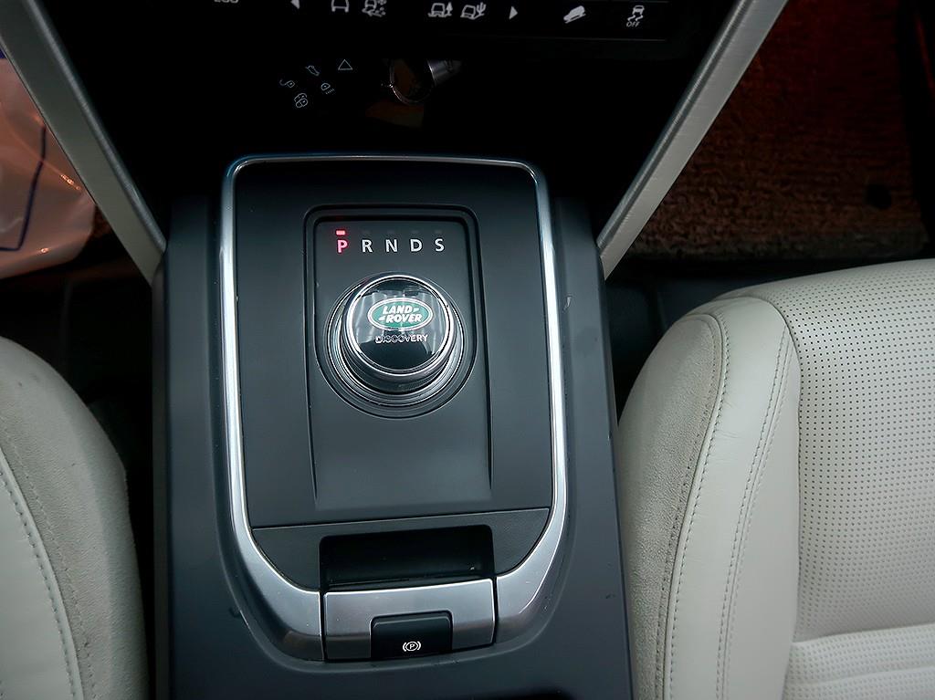 [랜드로버] 디스커버리 스포츠 2.0 TD4 HSE 럭셔리 (5인승) - 이미지 10