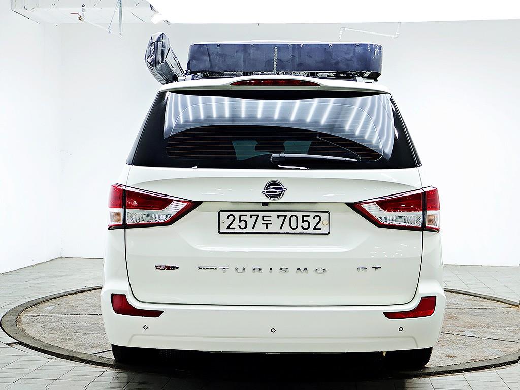 [KG모빌리티(쌍용)] 코란도투리스모 4WD TX 9인승 - 이미지 3