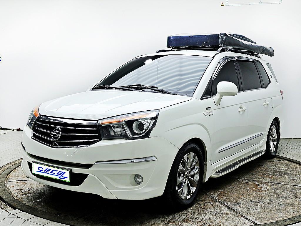 [KG모빌리티(쌍용)] 코란도투리스모 4WD TX 9인승 - 이미지 2