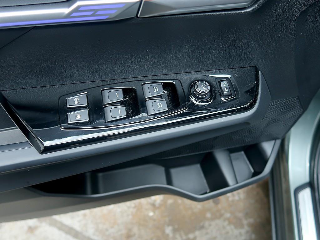 [KG모빌리티(쌍용)] 더 뉴 토레스 1.5 GDI-T 2WD TV7 (2인승) - 이미지 17