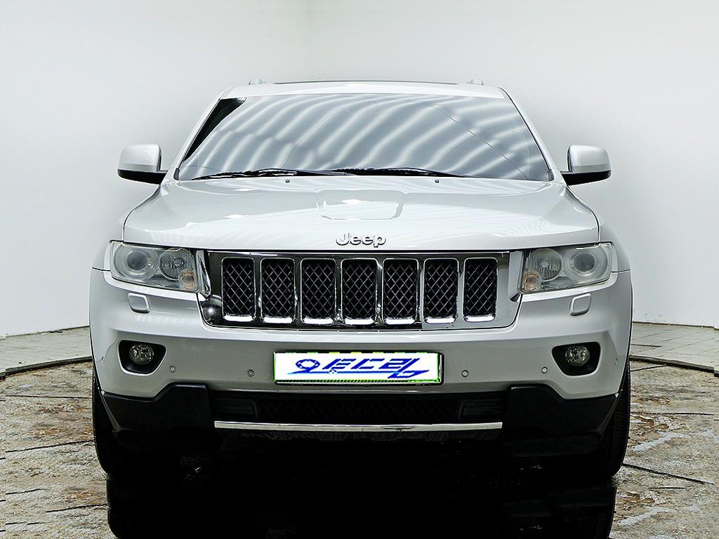 [지프] 그랜드 체로키 3.0 디젤 오버랜드 WK2