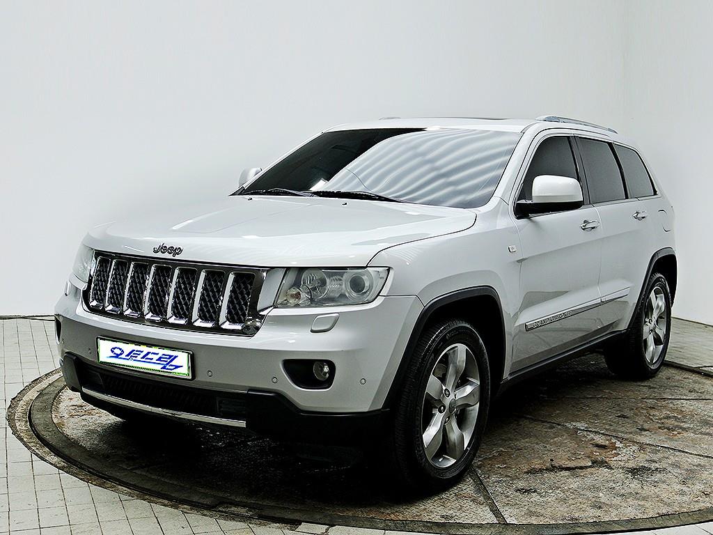 [지프] 그랜드 체로키 3.0 디젤 오버랜드 WK2 - 이미지 2