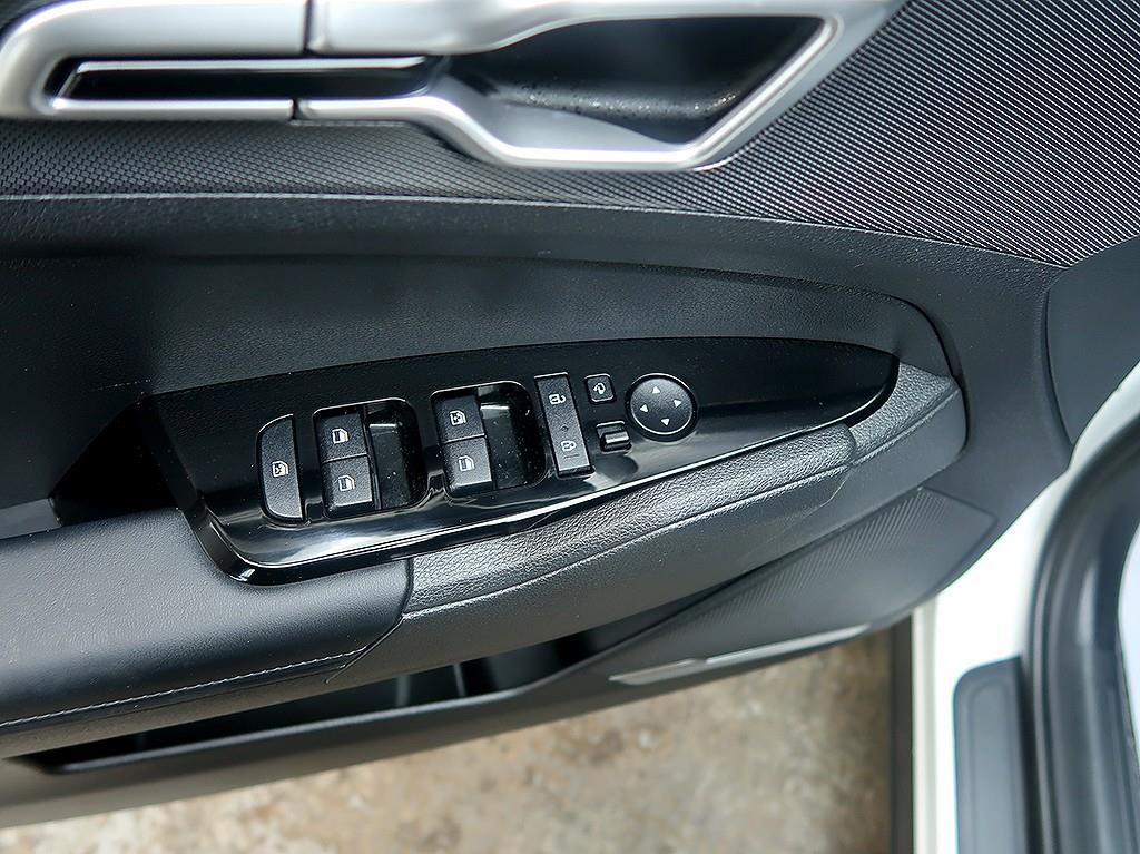 [기아] 스포티지 5세대 (NQ5) 2.0 LPG 2WD 노블레스 - 이미지 13